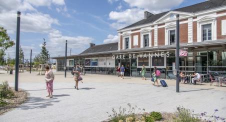 PEM_Parvis(c)F.LeDivenah_GMVA_FLD