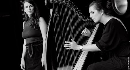 Duo_ELodie_Jaffré_&_Awena_Lucas_©_Éric_Legret,_Musikan[1].jpg